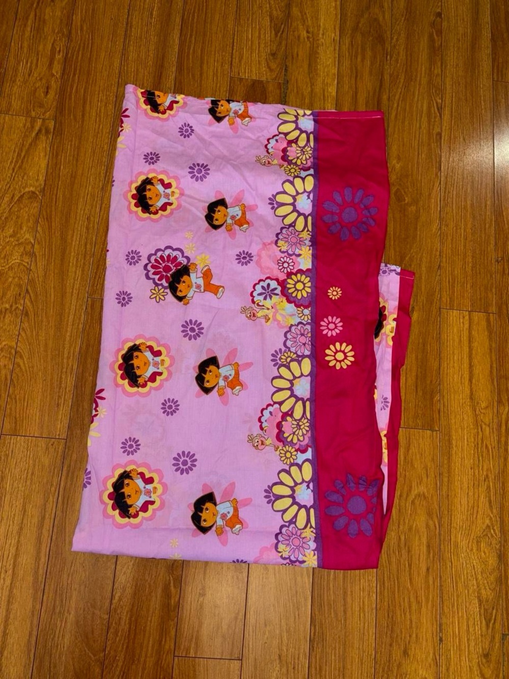 Vintage Y2K 2005 Dora the Explorer Twin Size bed sheet